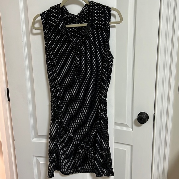 Banana Republic Factory Dresses & Skirts - Banana Republic Size 10 black dress with white pattern